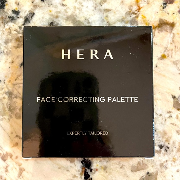 New Hera Face Correcting Palette - Picture 4 of 4